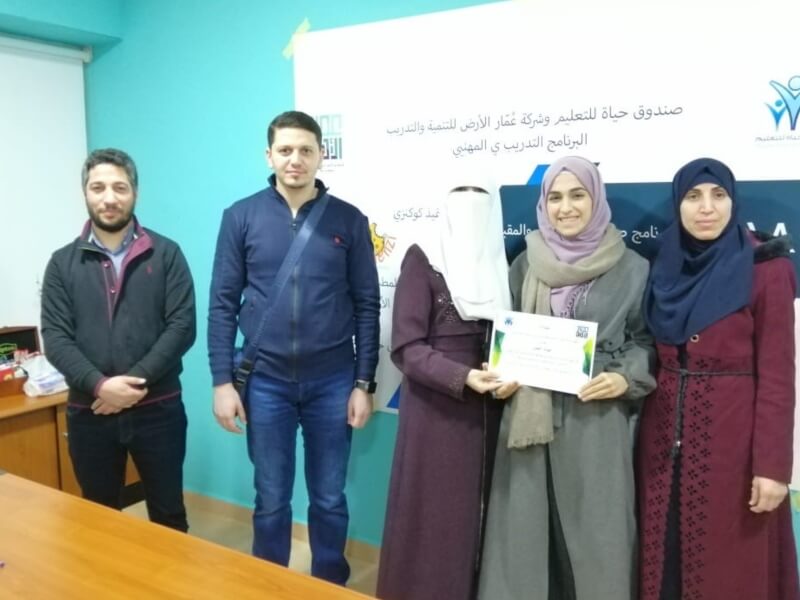 تخريج الفوج الاول في الدورة التدريبية لتعليم صناعة الحلويات