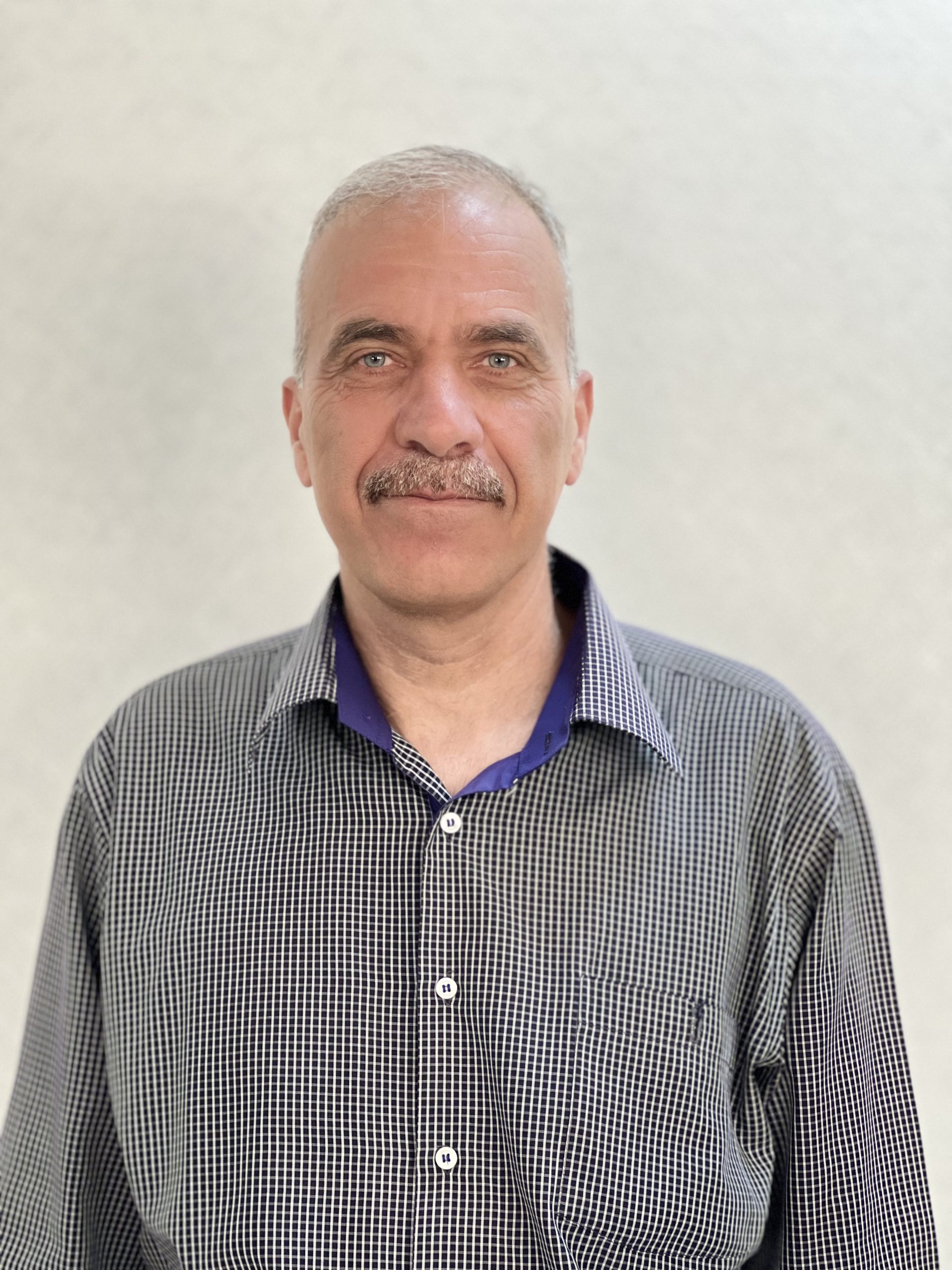 السيد ثقيف ابو عاصي